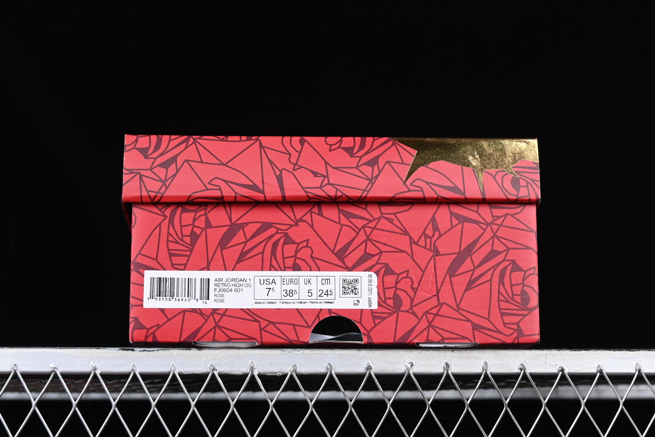 All categories Air Jordan Jordan series basketball shoes Air Jordan 1 High Teyana Taylor x Air Jordan 1 Retro High AJ1 Joe 1 Thorn Rose Joint high-top basketball shoes FJ0604-601